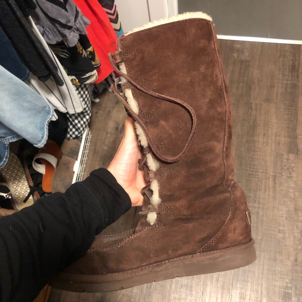 Lace Up UGG boots - AMAZING CONDITION
